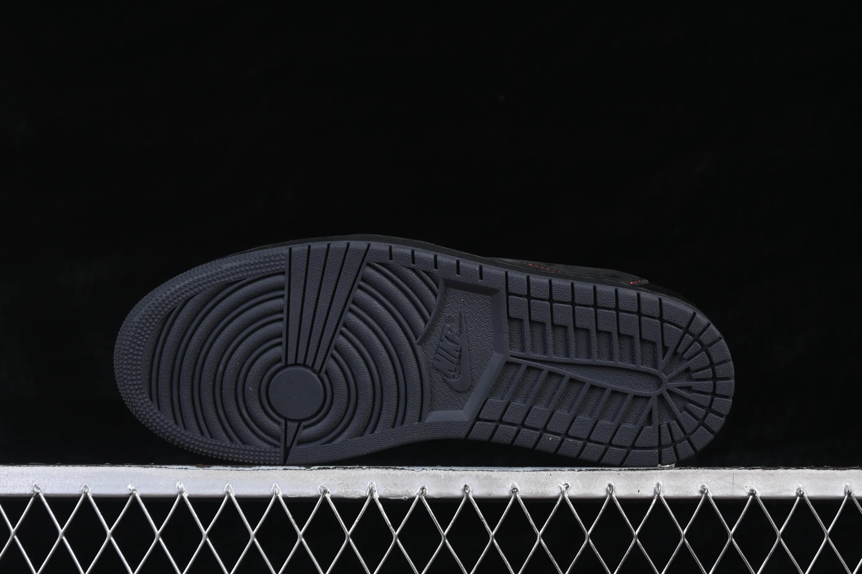 All Categories Air Jordan Jordan Series Basketball Shoes Air Jordan 1 Low High-end Customized Low-top Sneakers Travis Scott